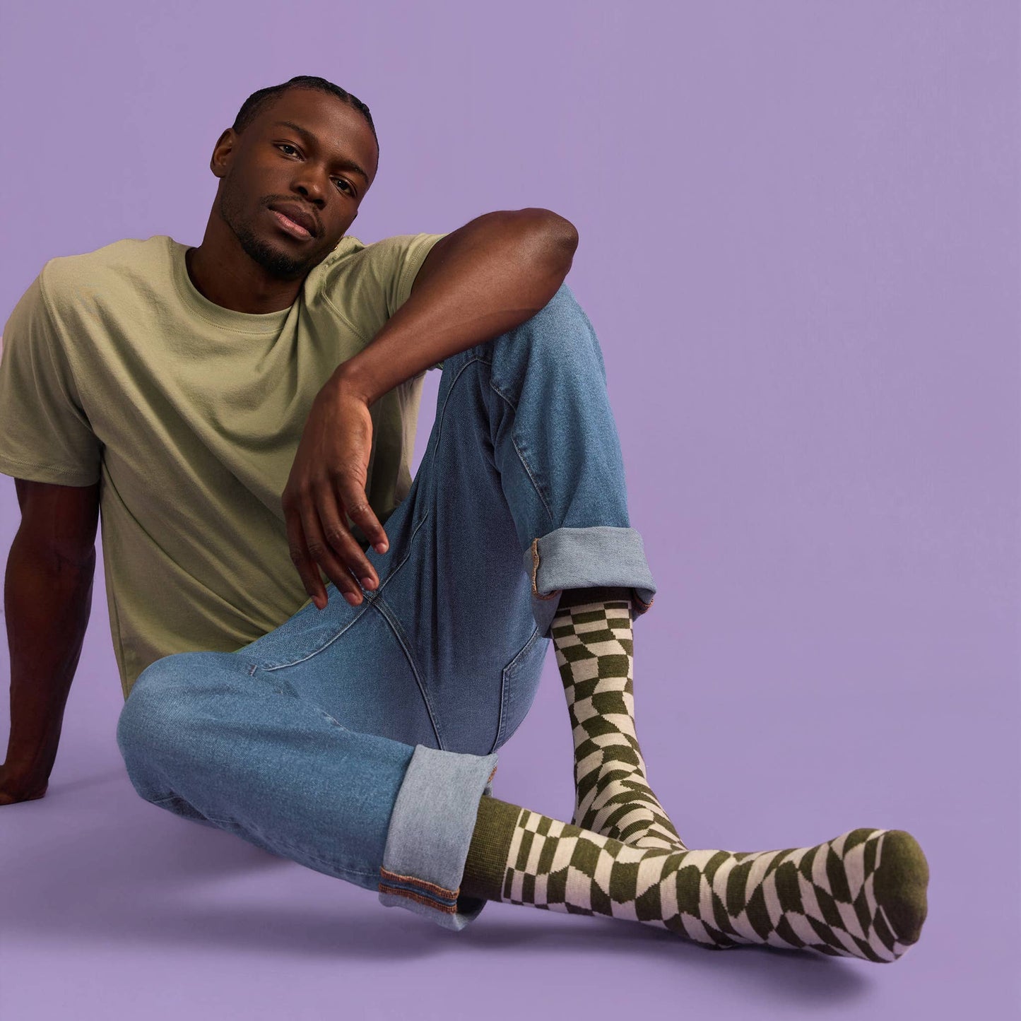 Socks that Support Women's Equality (Groovy Grid)